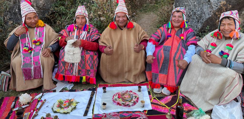 Q'ero masters of Inka descendant 